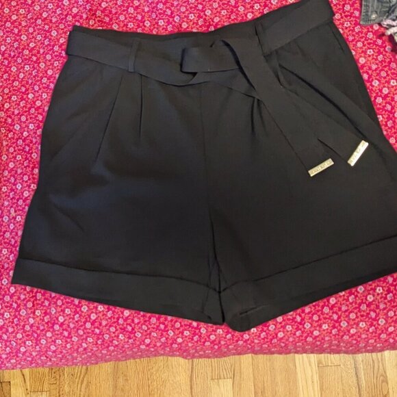 Anne Klein Shorts Cuffed Belt Dressy Polyester Pull On Size Large Black - Picture 4 of 4